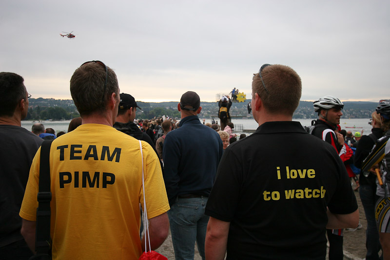 Pirate supporters before the swim start.