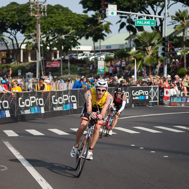 Turning from Palani Road onto the Kuakini Highway at 'hot corner'