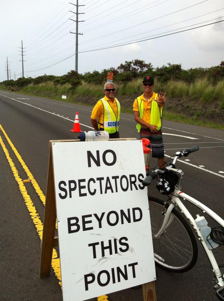 20131012-no-spectators-macca